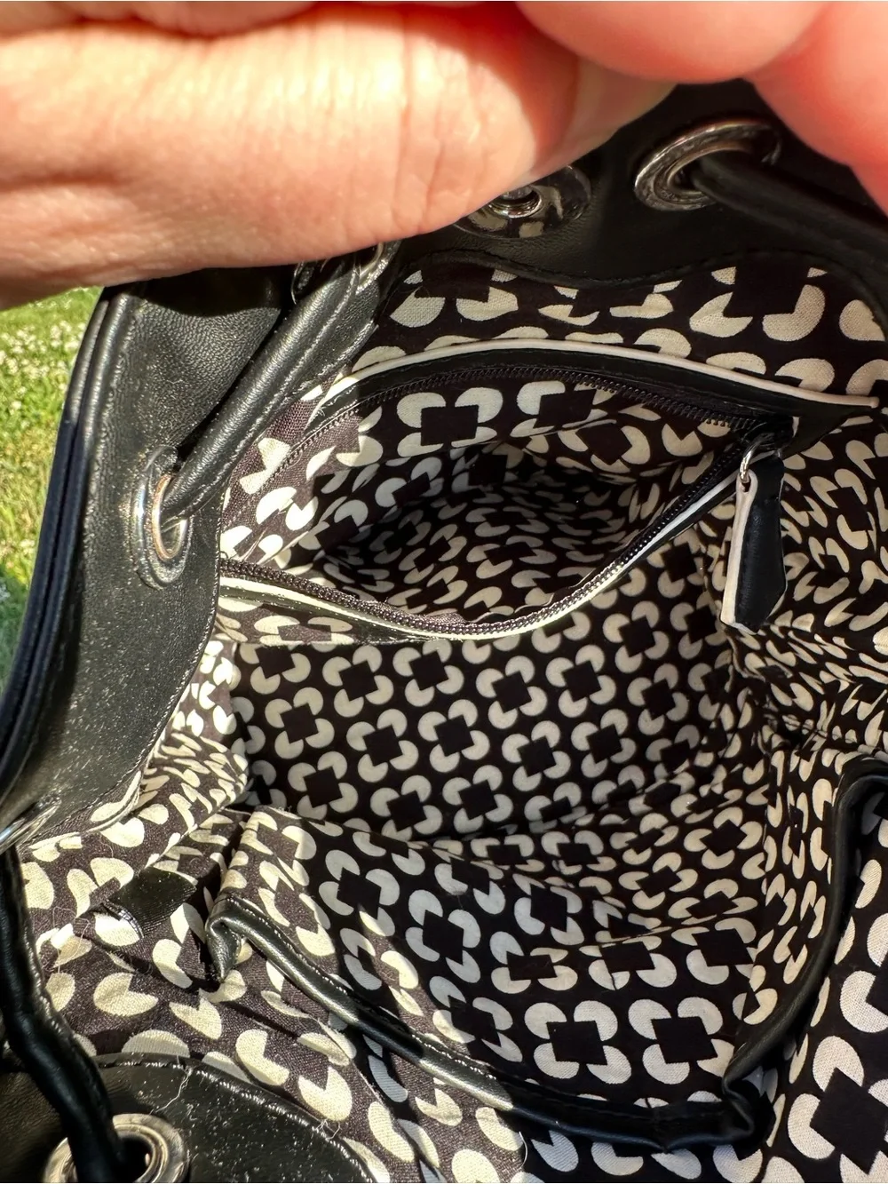Vera Bradley Bucket Crossbody Classic Drawstring Purse faux Leather Vegan